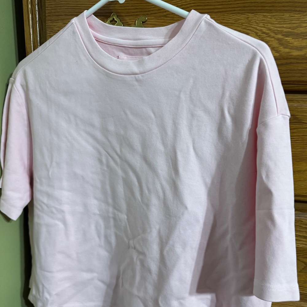 New Dear John pink t shirt size small